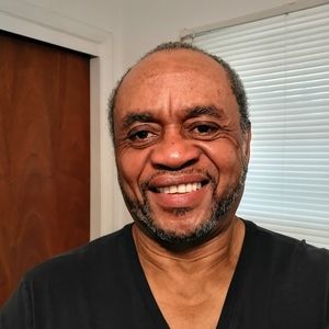 Meet your Posher, Emanuel